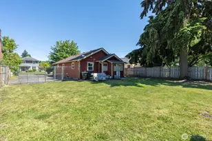 807 S Pearl St, Centralia, WA 98531 - Photo 33