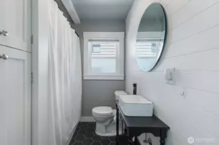 807 S Pearl St, Centralia, WA 98531 - Photo 17