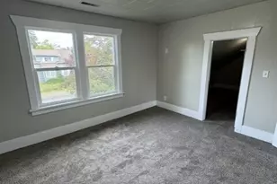 605 118th St S, Tacoma, WA 98444 - Photo 9