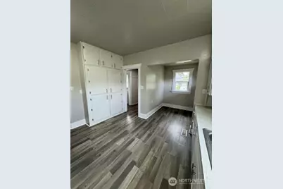 605 118th Street S, Tacoma, WA 98444 - Photo 7