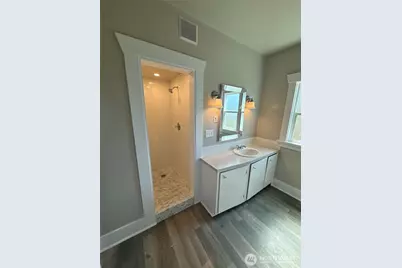 605 118th Street S, Tacoma, WA 98444 - Photo 17