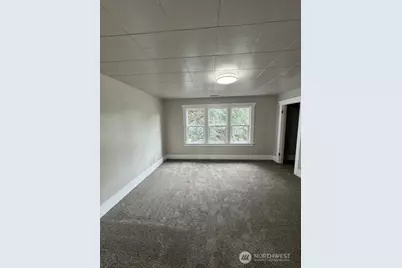 605 118th Street S, Tacoma, WA 98444 - Photo 19