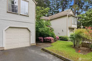 10123 NE 135th Ln, Kirkland, WA 98034 - Photo 3
