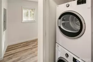 1529 Sturgus Ave S, Seattle, WA 98144 - Photo 13