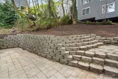 1529 Sturgus Avenue S, Seattle, WA 98144 - Photo 15