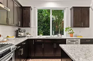 22611 38th Dr SE, Bothell, WA 98021 - Photo 11