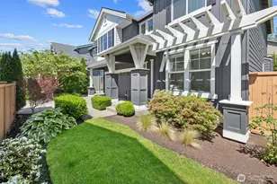22611 38th Dr SE, Bothell, WA 98021 - Photo 3