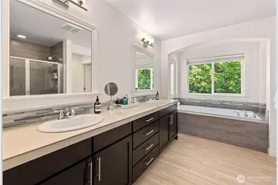 22611 38th Drive SE, Bothell, WA 98021 - Photo 23
