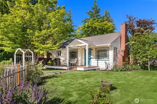 12744 Phinney Ave N, Seattle, WA 98133 - Photo 1