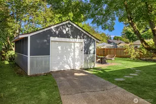 12744 Phinney Ave N, Seattle, WA 98133 - Photo 21