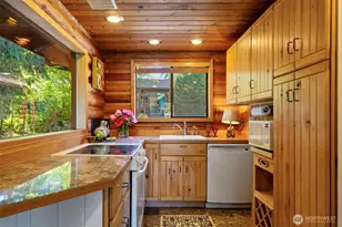 100 E Treasure Island Rd, Allyn, WA 98524 - Photo 11