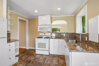 4521 N 18th Street, Tacoma, WA 98406 - Photo 3