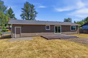 411 SE Brierwood Ct, Castle Rock, WA 98611 - Photo 19