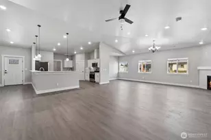 740 S 6th Ave, Connell, WA 99326 - Photo 5