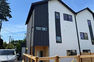 4709 SW Hinds St, Seattle, WA 98116 - Photo 1