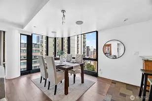 1120 Spring St, Seattle, WA 98104 - Photo 3