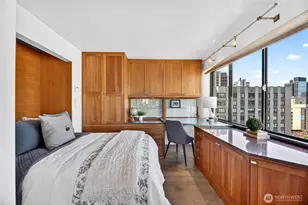 1120 Spring St, Seattle, WA 98104 - Photo 19
