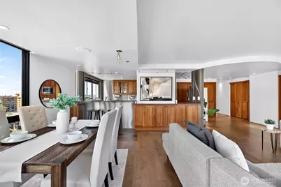 1120 Spring Street #1201, Seattle, WA 98104 - Photo 13