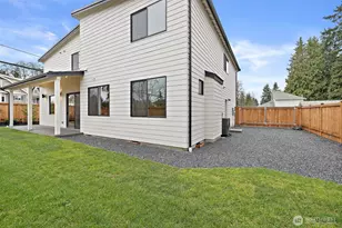 23706 84th Ave W, Edmonds, WA 98026 - Photo 39