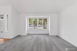 8228 184th St Ct E, Puyallup, WA 98375 - Photo 3