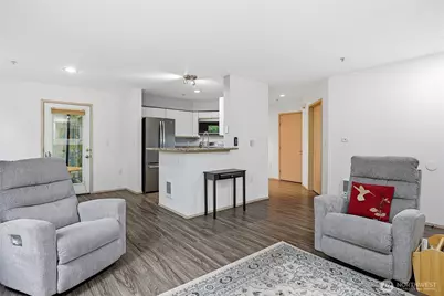 11130 SE 208th St #J101, Kent, WA 98031 - Photo 17