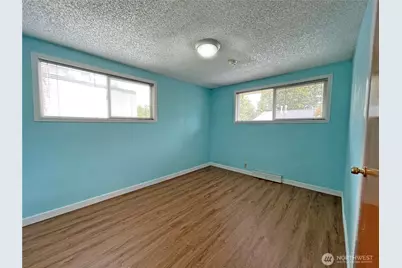 1706 NE 82nd Street, Seattle, WA 98115 - Photo 17