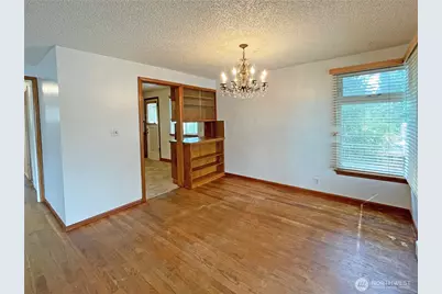 1706 NE 82nd Street, Seattle, WA 98115 - Photo 7