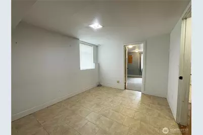 1706 NE 82nd Street, Seattle, WA 98115 - Photo 13