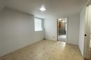 1706 NE 82nd St, Seattle, WA 98115 - Photo 13