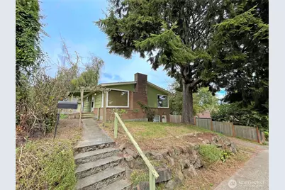 1706 NE 82nd Street, Seattle, WA 98115 - Photo 3