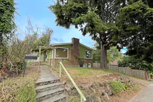 1706 NE 82nd St, Seattle, WA 98115 - Photo 3