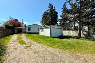906 W Anderson St, Elma, WA 98541 - Photo 17