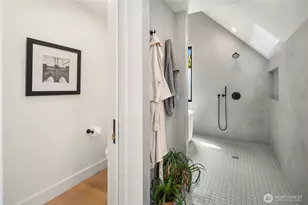 628 36th Ave, Seattle, WA 98122 - Photo 27