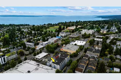 8561 Mary Avenue NW, Seattle, WA 98117 - Photo 33