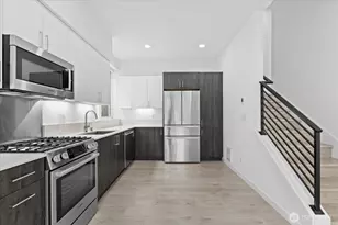8561 Mary Ave NW, Seattle, WA 98117 - Photo 7