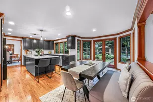 21830 NE 69th St, Redmond, WA 98053 - Photo 15