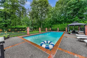21830 NE 69th St, Redmond, WA 98053 - Photo 3