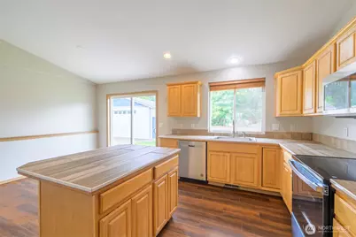 10504 248th Street Ct E, Graham, WA 98338 - Photo 9