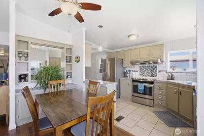 2240 W Broadway Avenue #209, Moses Lake, WA 98837 - Photo 11