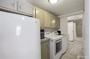 2240 W Broadway Ave, Moses Lake, WA 98837 - Photo 15