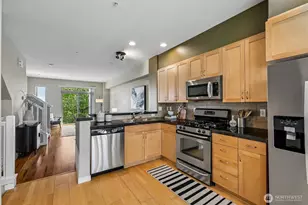 2162 Yakima Ave, Tacoma, WA 98405 - Photo 3