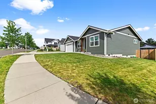 2193 Lagerwey Circle, Lynden, WA 98264 - Photo 25