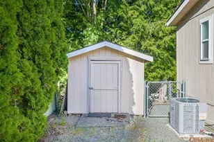 2174 Yew Street Rd, Bellingham, WA 98229 - Photo 35