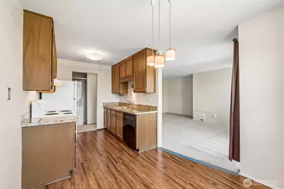2031 NW 59th Street #301, Seattle, WA 98107 - Photo 9