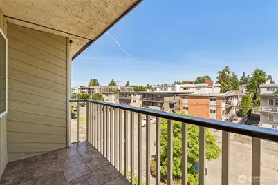 2031 NW 59th Street #301, Seattle, WA 98107 - Photo 17