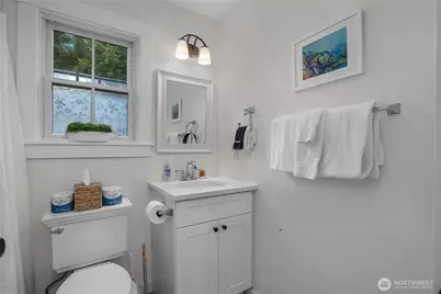 401 E Compass Street, Pacific Beach, WA 98571 - Photo 17