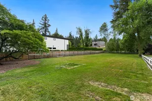 7658 NE 12th St, Medina, WA 98039 - Photo 25