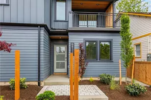 6832 47th Ave NE, Seattle, WA 98115 - Photo 1