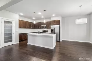 1325 Seattle Hill Rd, Bothell, WA 98012 - Photo 9