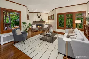 2212 Federal Ave E, Seattle, WA 98102 - Photo 9